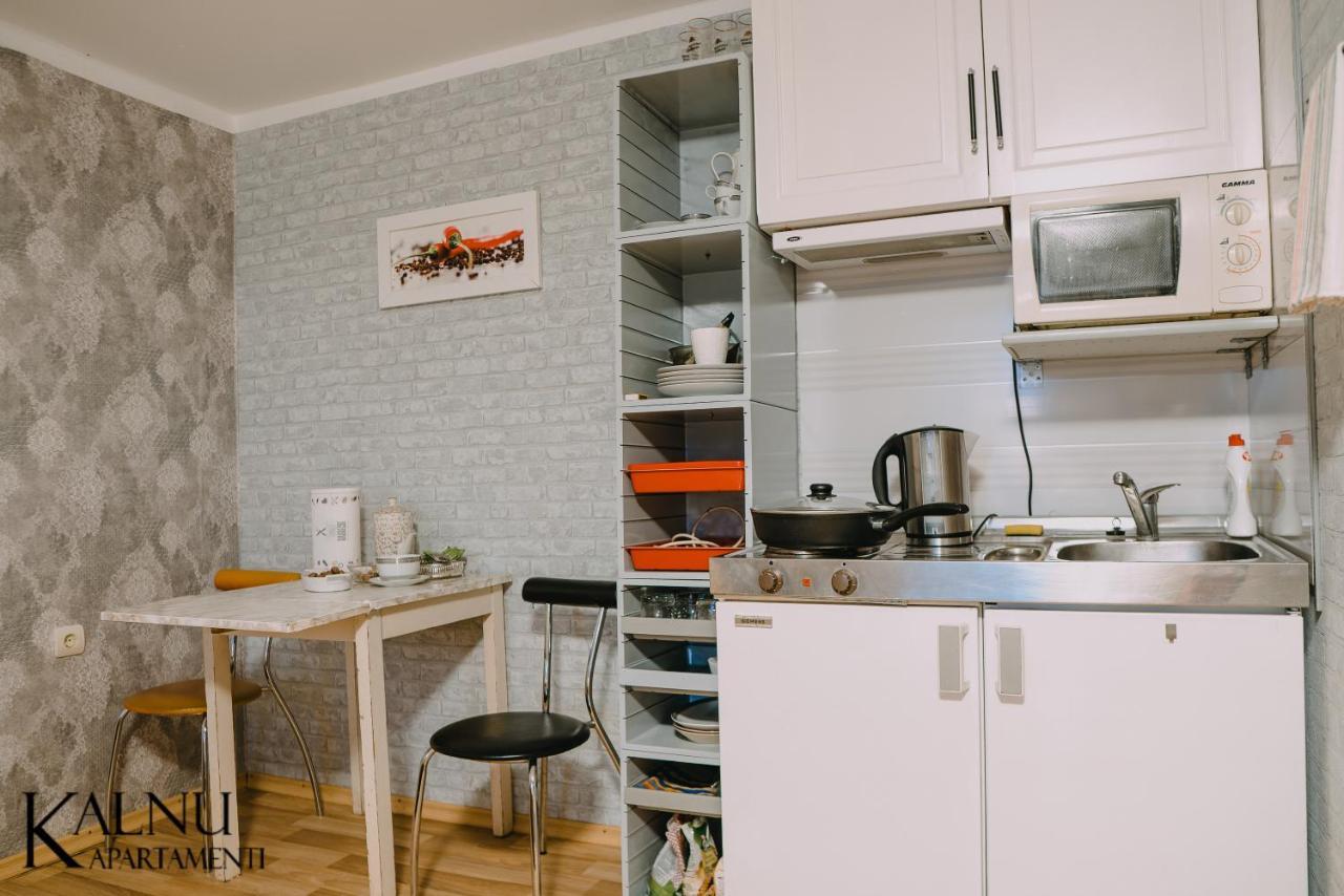Kalna Apartamenti อักโลนา ภายนอก รูปภาพ