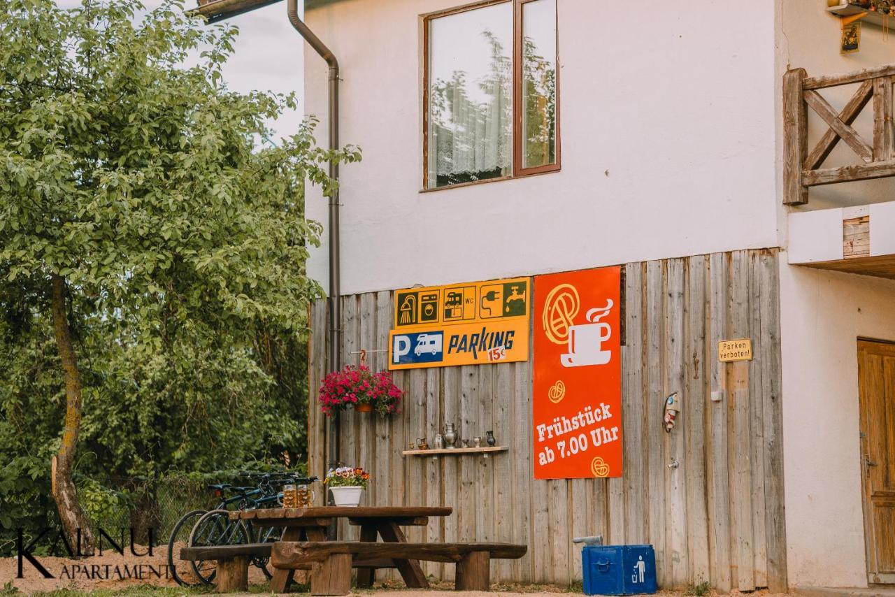 Kalna Apartamenti อักโลนา ภายนอก รูปภาพ